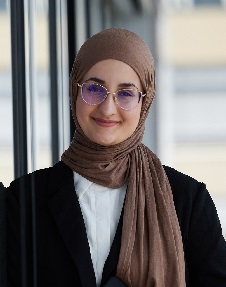 Studyheads Werkstudentin Gülistan Akalin